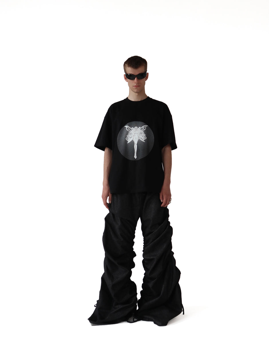 THE GUARDIAN OF DREAMS OVERSIZED T-SHIRT