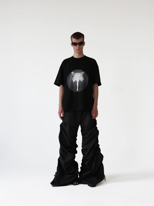 THE GUARDIAN OF DREAMS OVERSIZED T-SHIRT